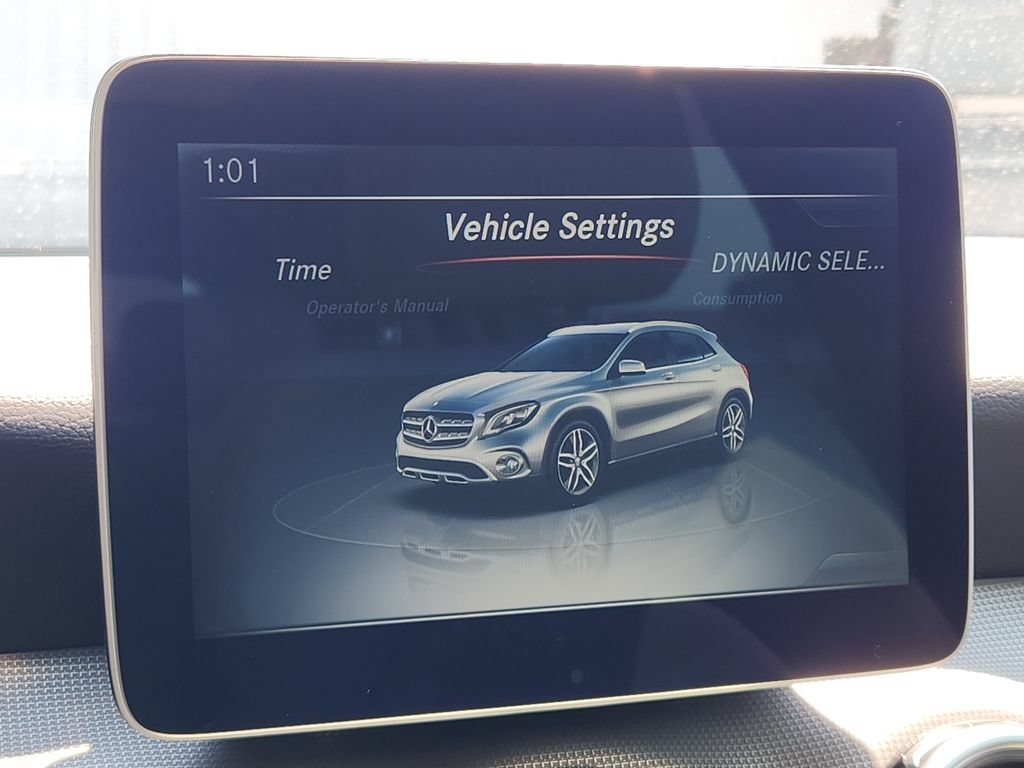 Used 2018 Mercedes-Benz GLA 250 4MATIC image 25