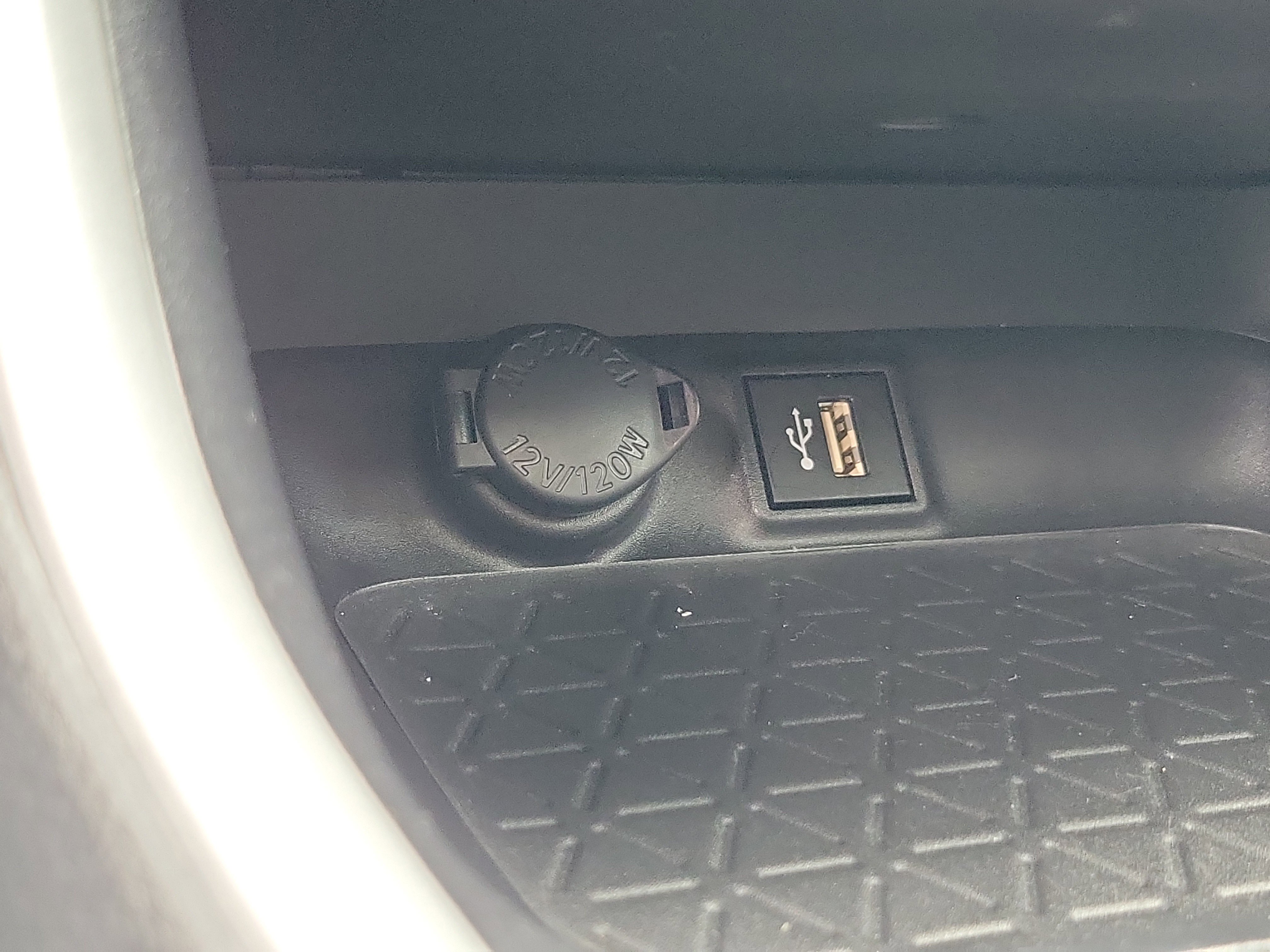 Certified 2025 Toyota RAV4 XLE Premium w/ Weather Package AWD/4WD image 32