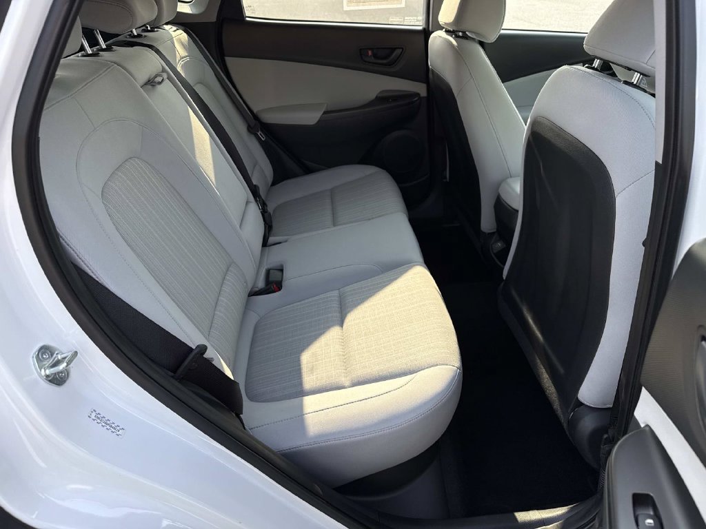 Used 2023 Hyundai Kona SEL w/ Cargo Package AWD/4WD image 21