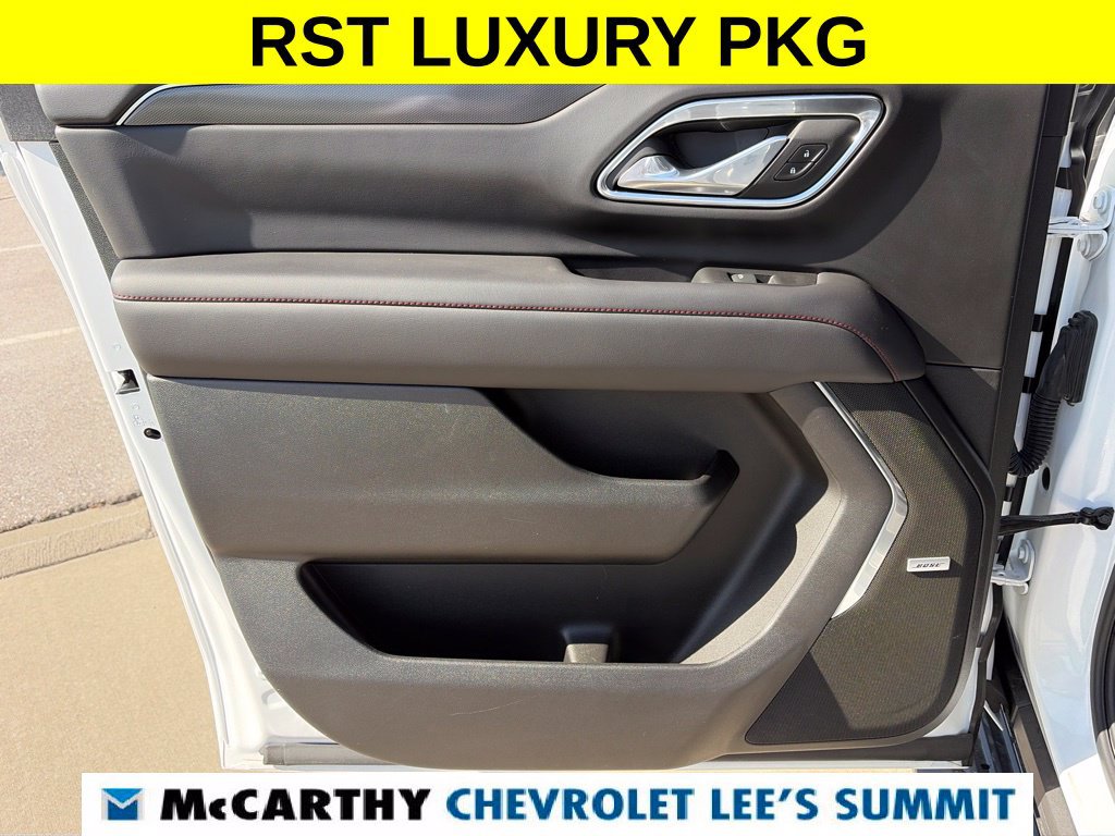Used 2024 Chevrolet Suburban RST w/ Luxury Package AWD/4WD image 43