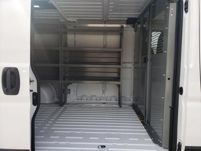 Used 2025 RAM ProMaster 2500 w/ Convenience Group FWD image 16