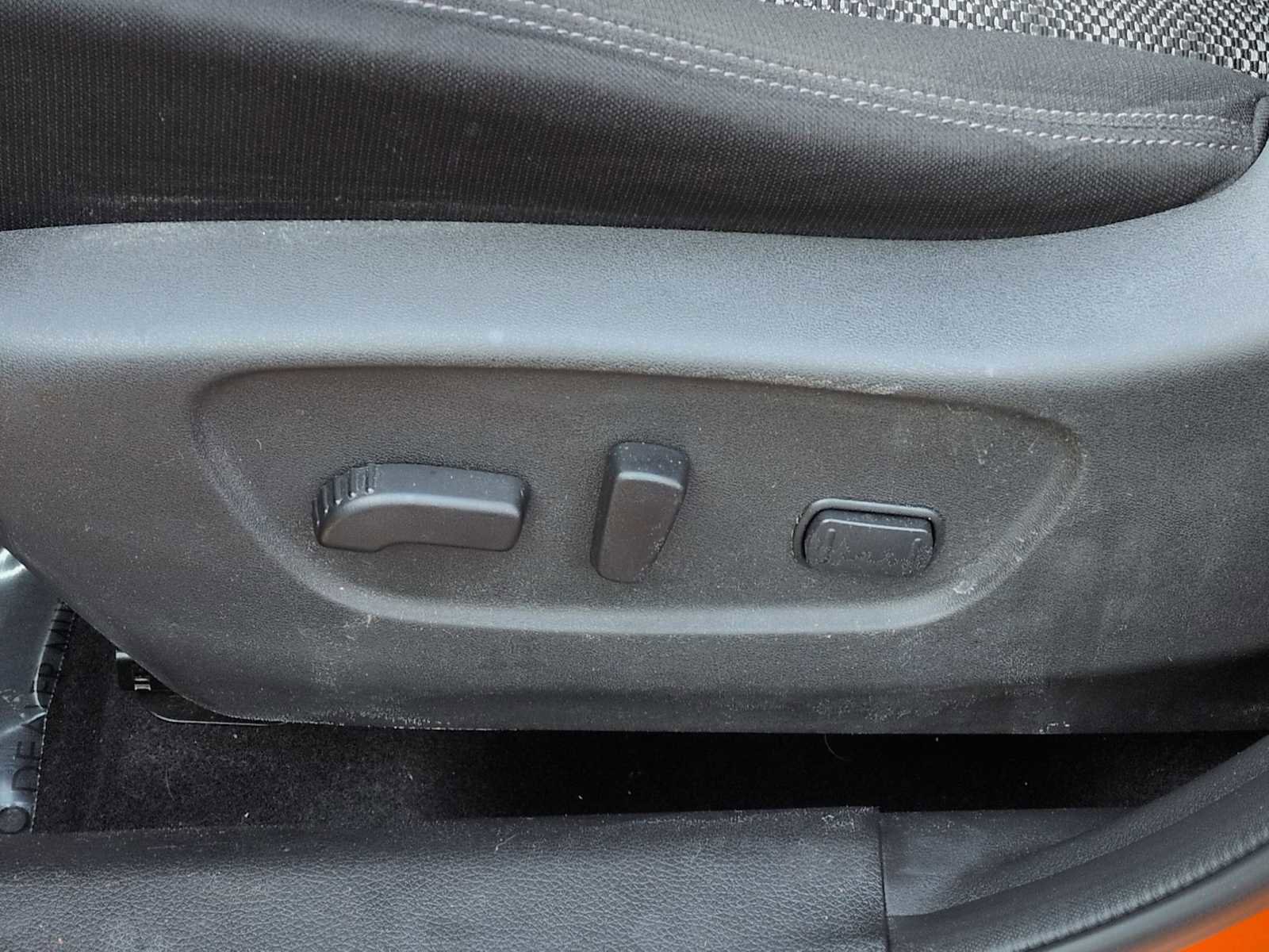 Used 2017 Nissan Rogue Sport SV w/ SV All-Weather Package image 17