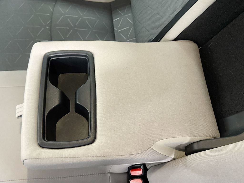 Used 2024 Toyota RAV4 XLE AWD/4WD image 25