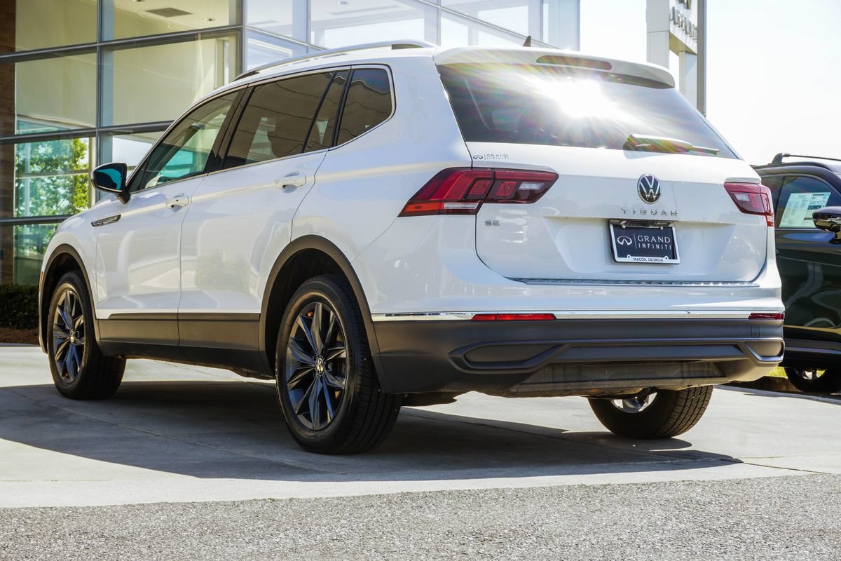 Used 2022 Volkswagen Tiguan SE FWD image 10