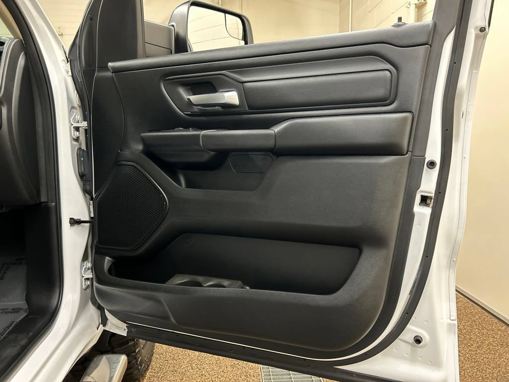 Used 2019 RAM 1500 Tradesman AWD/4WD image 14
