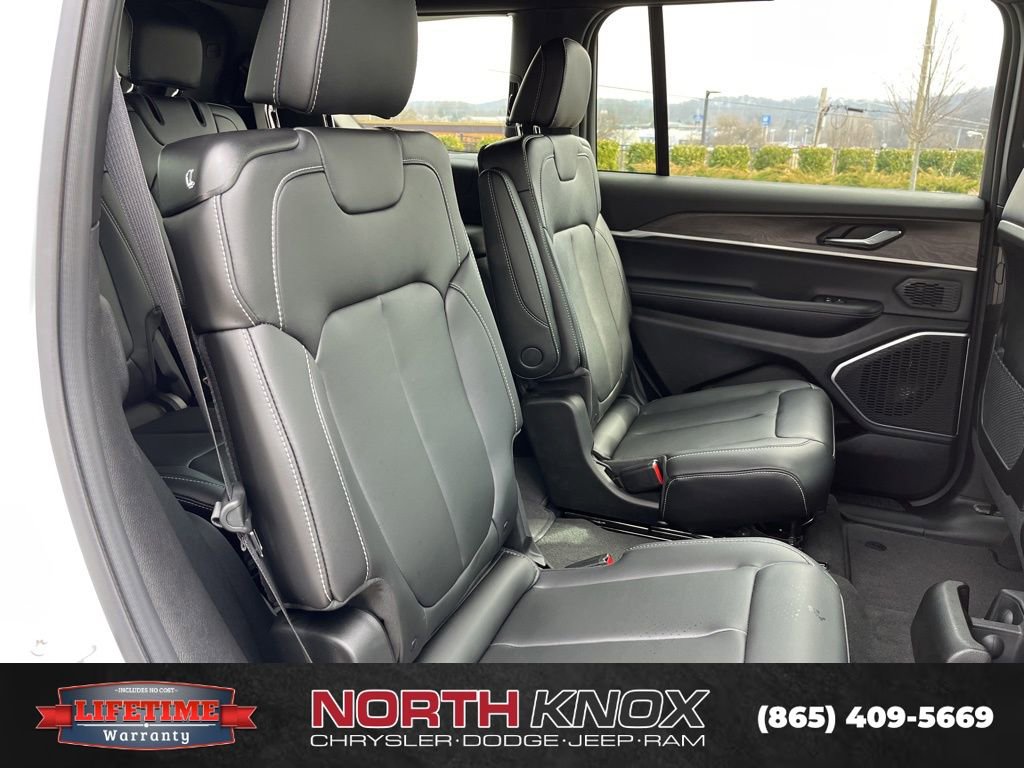 New 2026 Jeep Grand Cherokee L Limited image 24