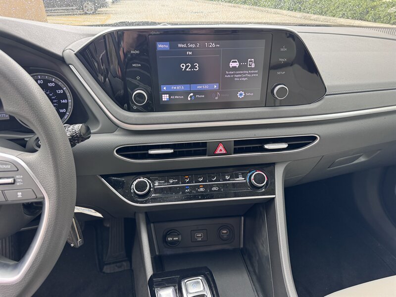 Used 2023 Hyundai Sonata SE FWD image 10