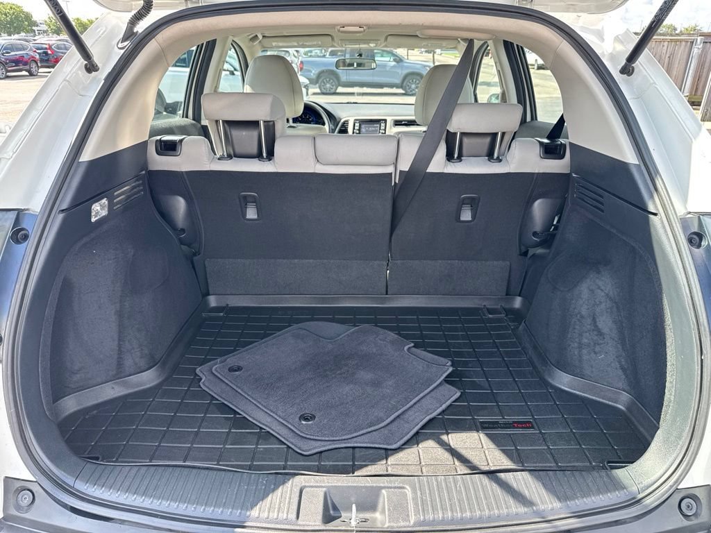 Certified 2021 Honda HR-V LX image 34