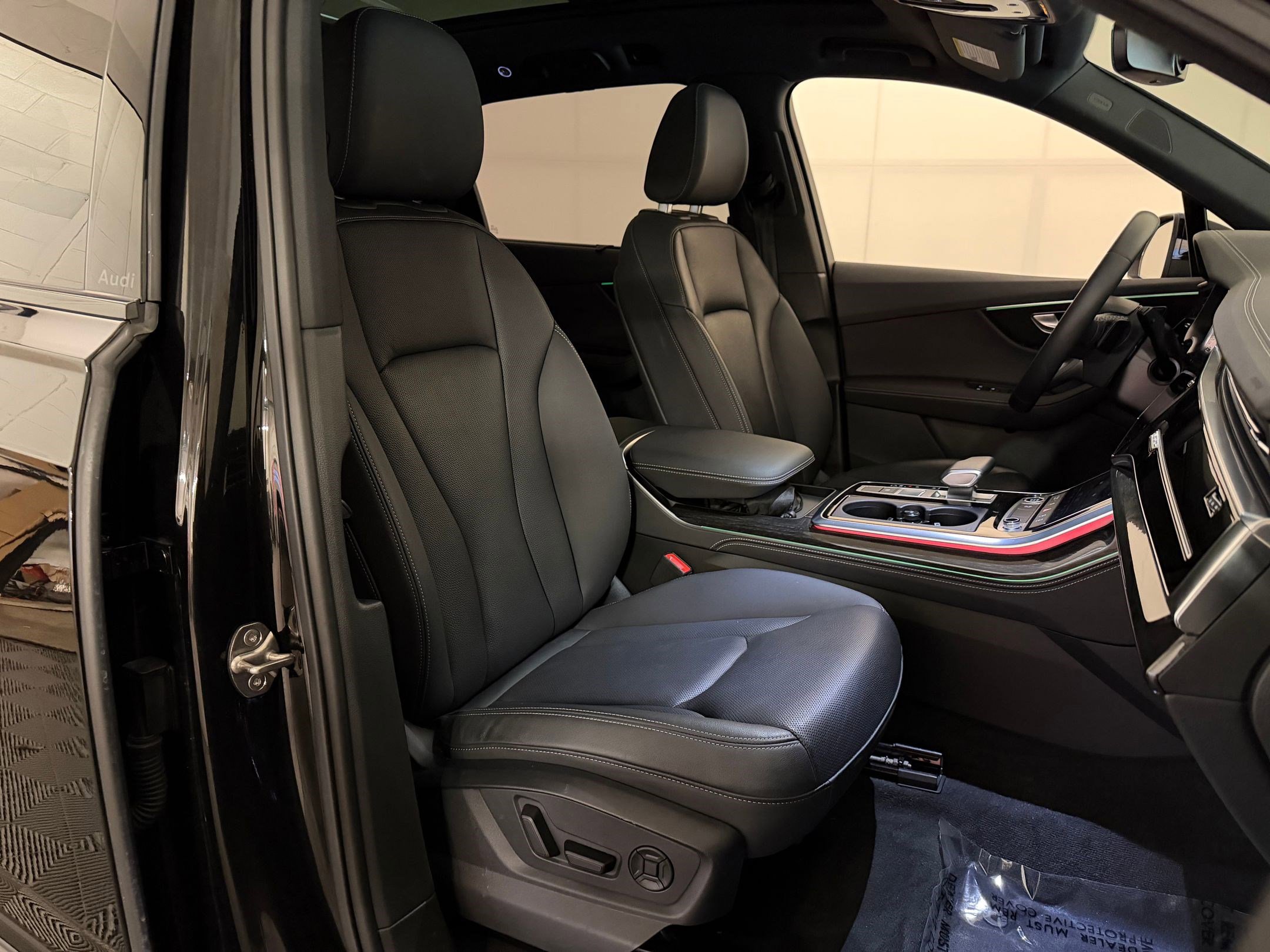 Certified 2025 Audi Q7 2.0T Premium Plus w/ Premium Plus Package image 35