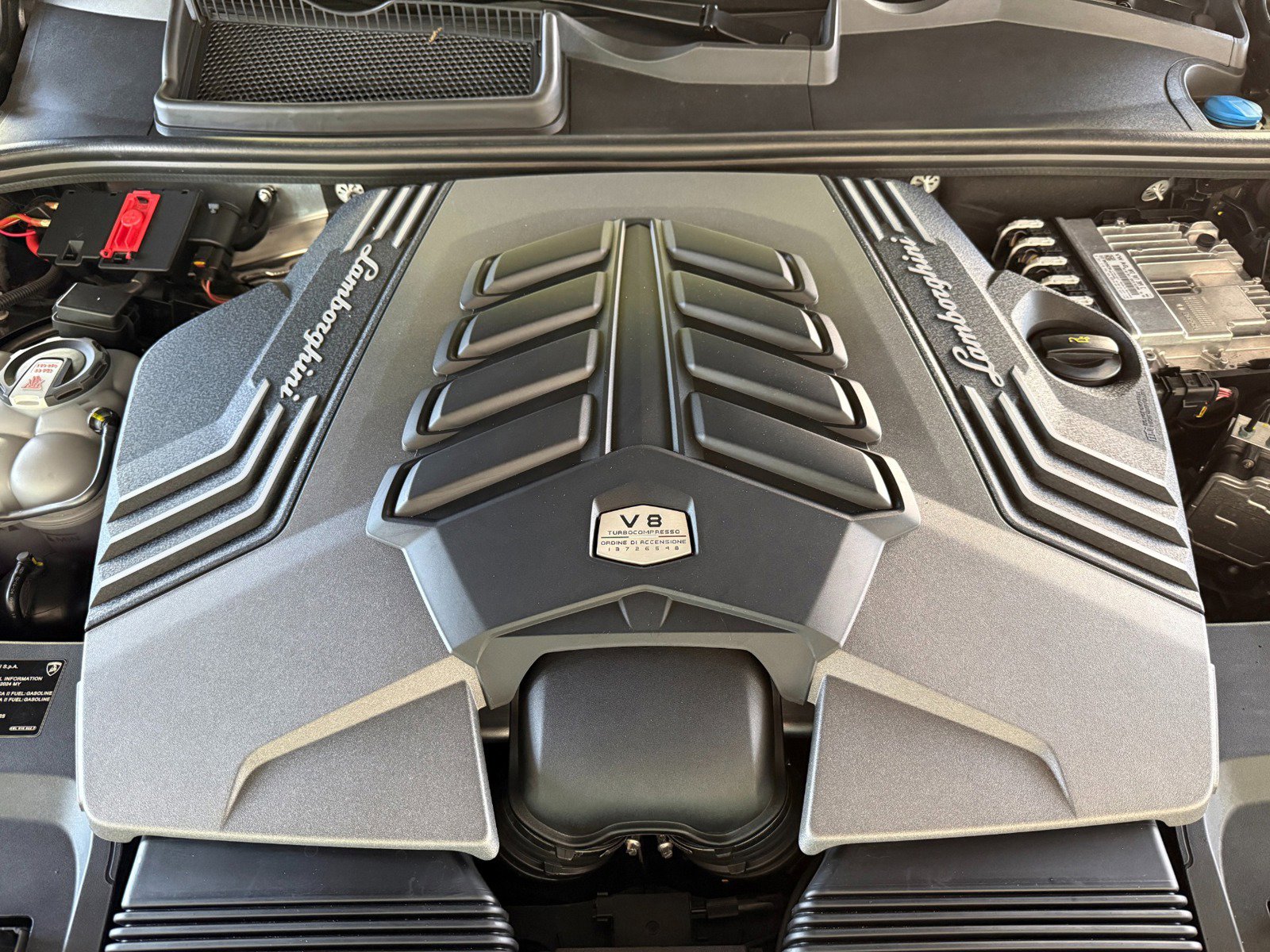 Used 2024 Lamborghini Urus S AWD/4WD image 41