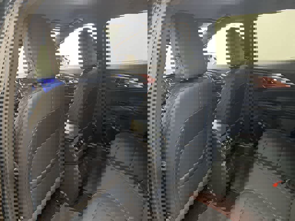 Used 2024 Chevrolet Equinox EV RS image 16