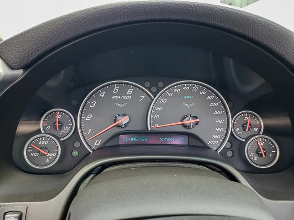 Used 2006 Chevrolet Corvette Convertible w/ Preferred Equipment Group image 20