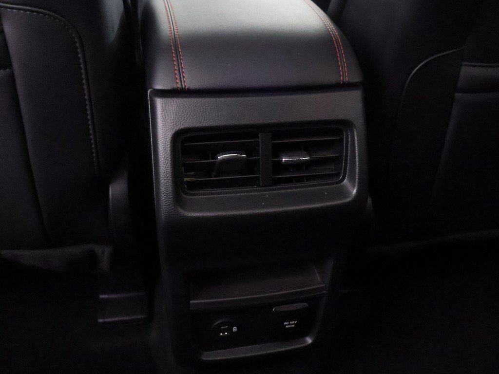 Used 2022 Ford Edge ST-Line w/ Class II Trailer Tow Package image 46