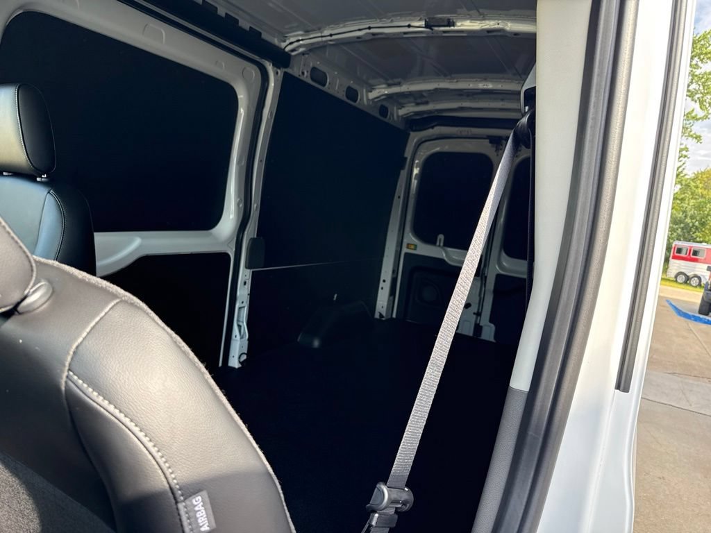 New 2027 Ford Transit 250 148 Medium Roof Extended AWD w/ Load Area Protection Package image 9