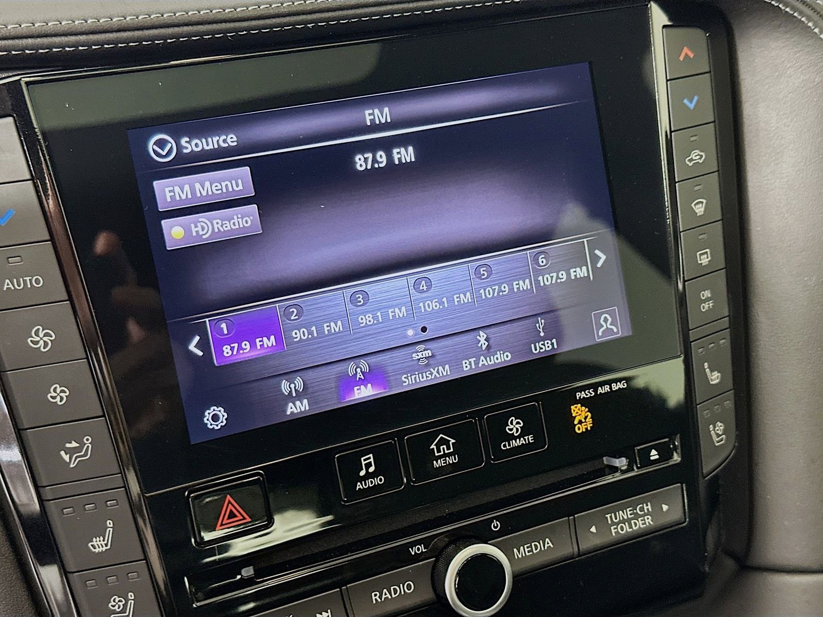 Used 2025 INFINITI QX55 Essential AWD/4WD image 15
