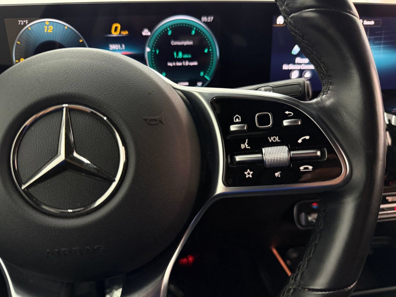 Used 2023 Mercedes-Benz EQB 300 4MATIC image 14