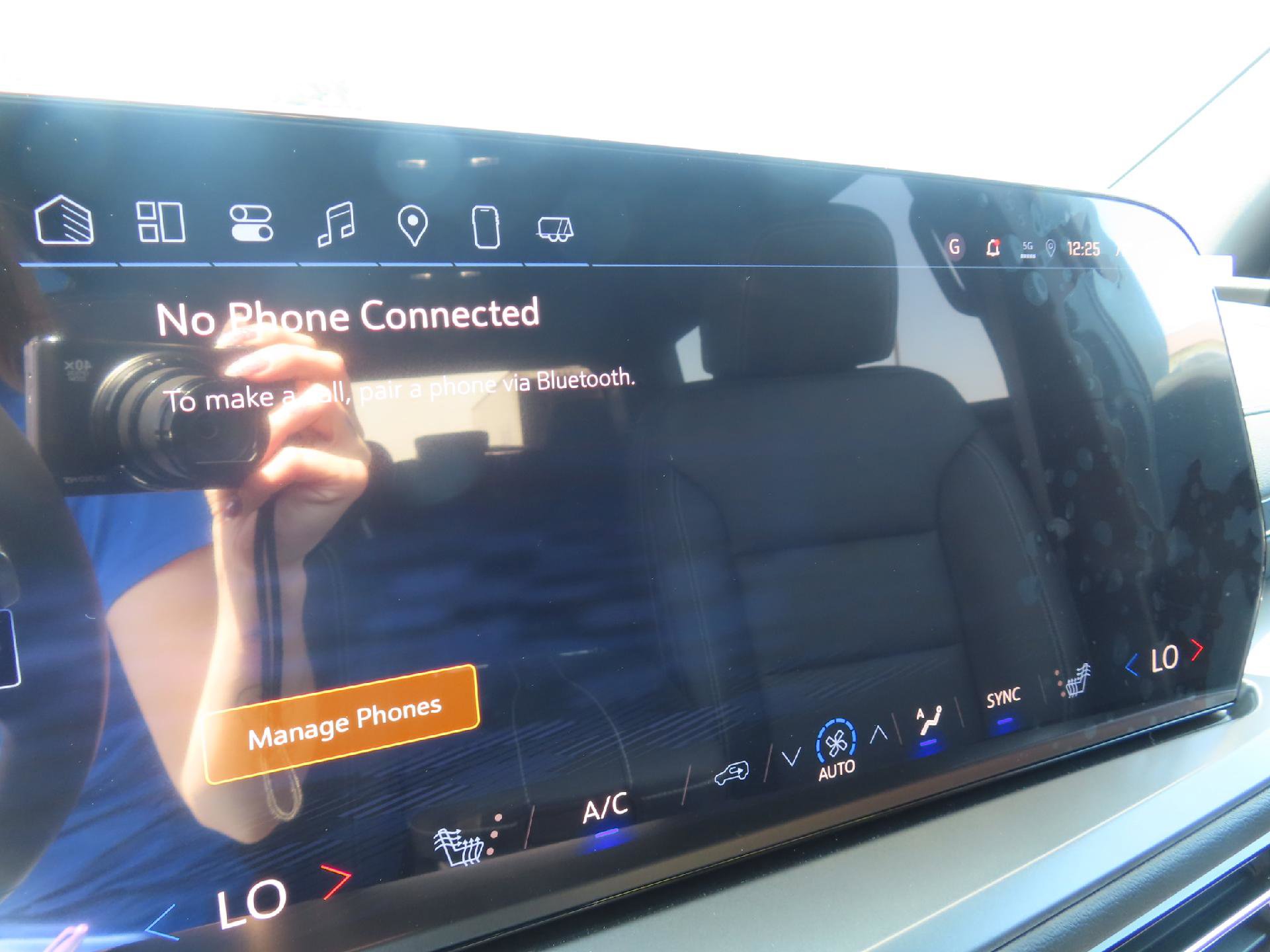 New 2025 Chevrolet Traverse LT w/ LPO, Illumination Package image 28