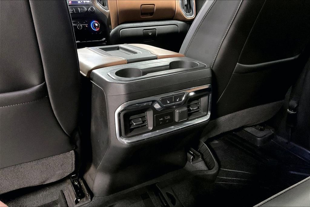 Used 2019 Chevrolet Silverado 1500 High Country w/ Technology Package AWD/4WD image 31