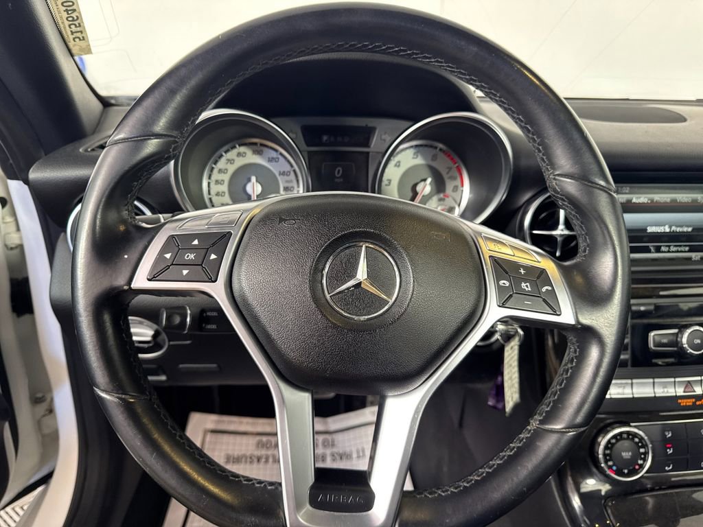 Used 2014 Mercedes-Benz SLK 250 image 21