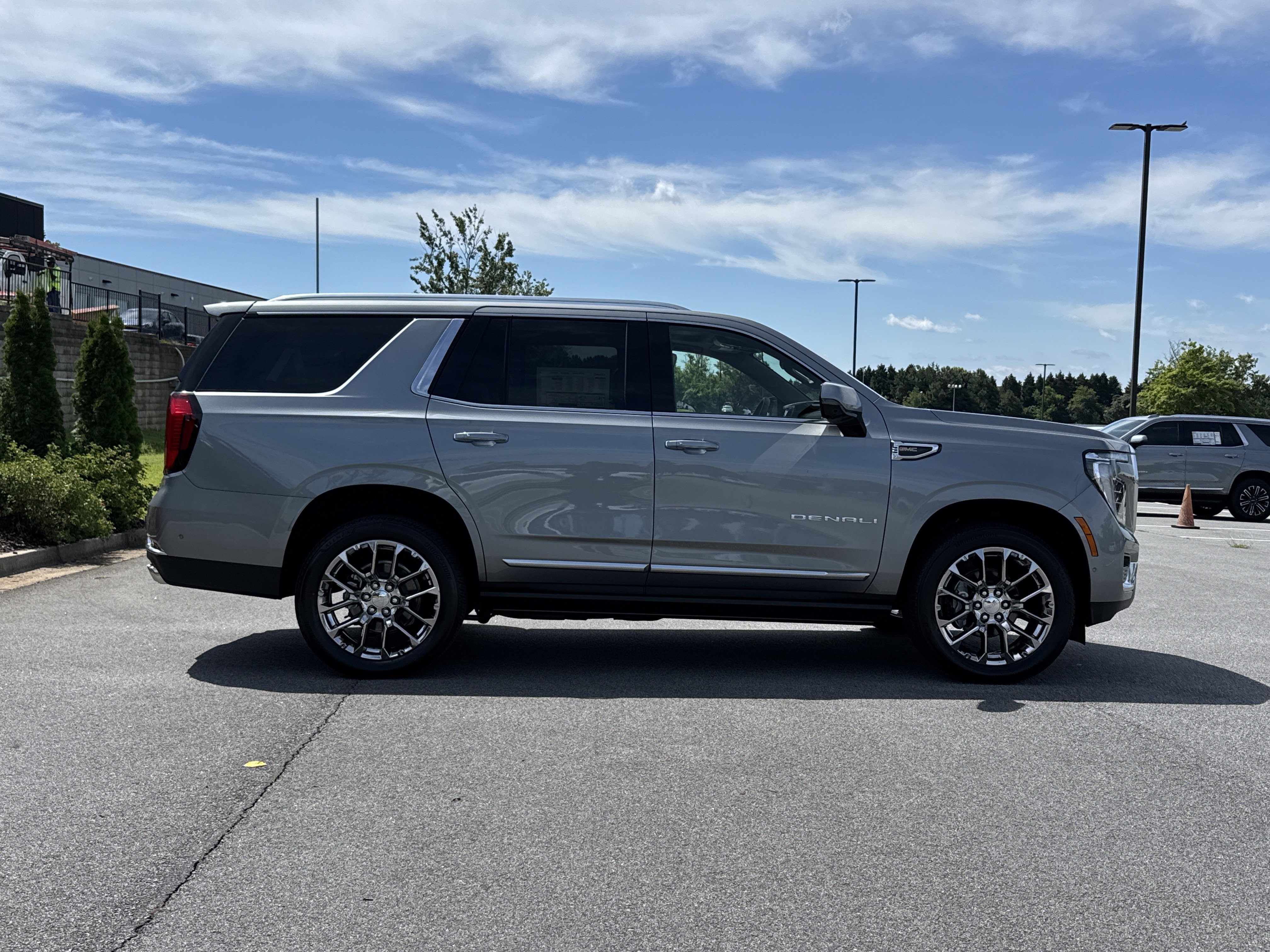 New 2026 GMC Yukon Denali w/ Sun & Power Step Package AWD/4WD image 11