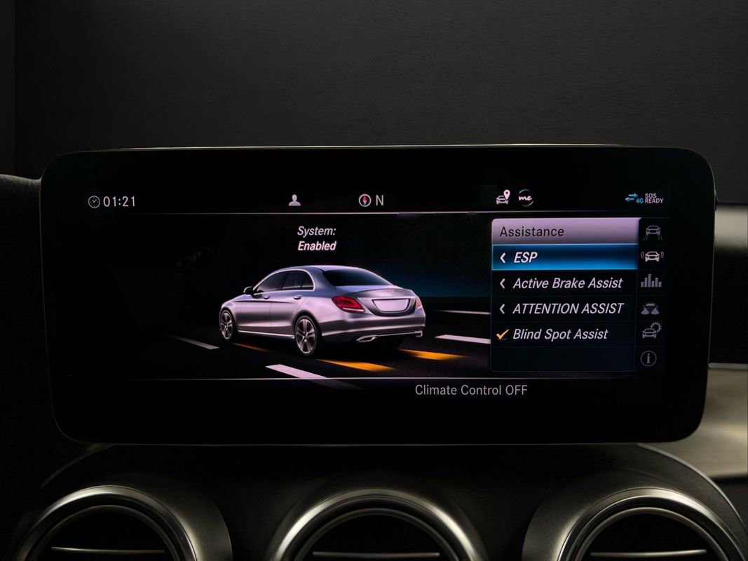 Used 2019 Mercedes-Benz C 300 4MATIC Sedan image 34