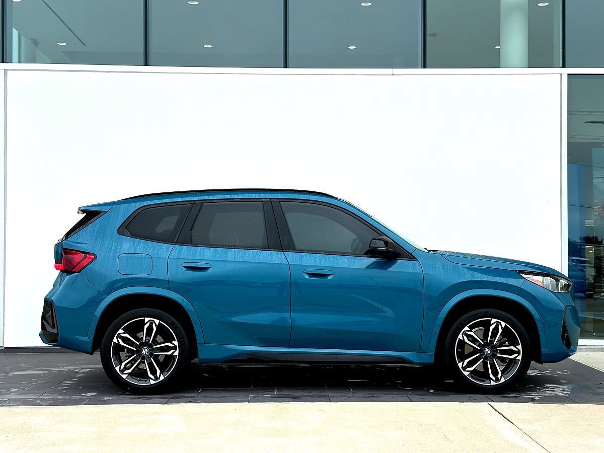 Certified 2023 BMW X1 xDrive28i w/ M Sport Package AWD/4WD image 3