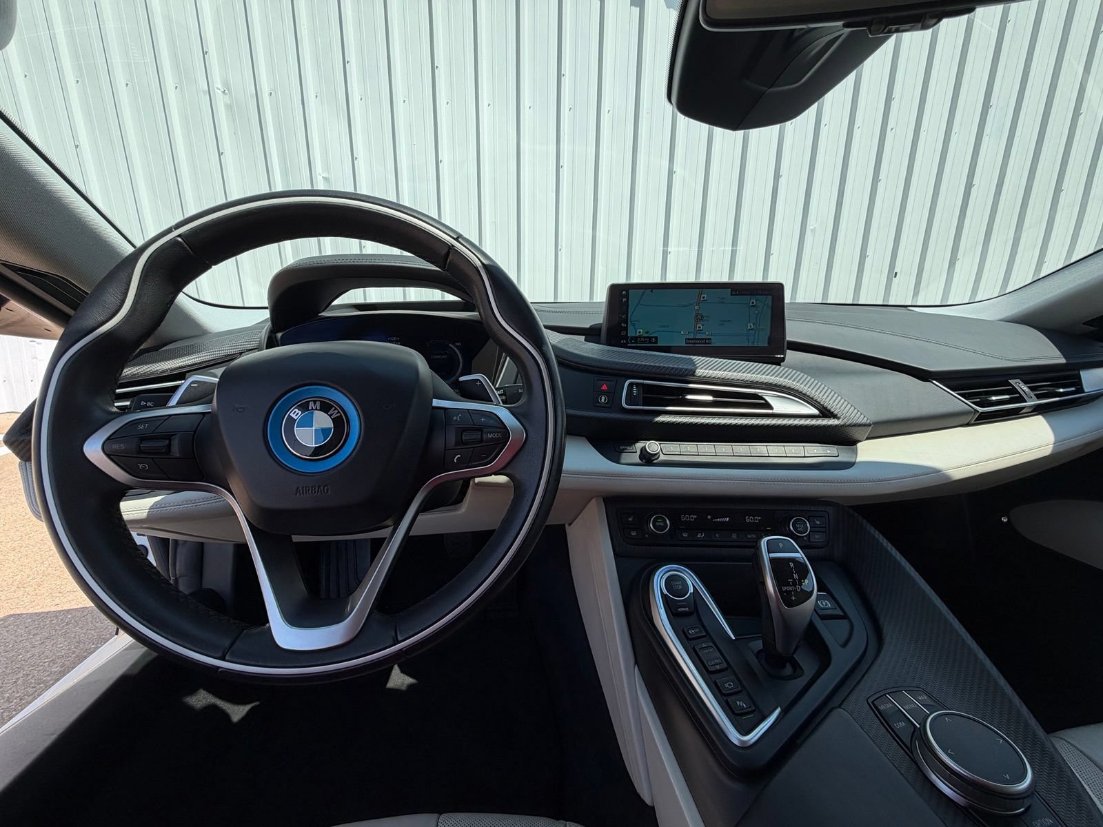 Used 2019 BMW i8 Coupe AWD/4WD image 14