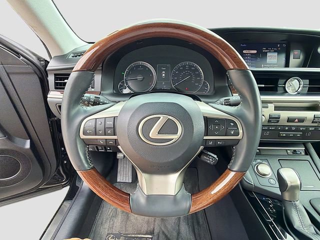 Used 2017 Lexus ES 350 w/ Premium Package image 36