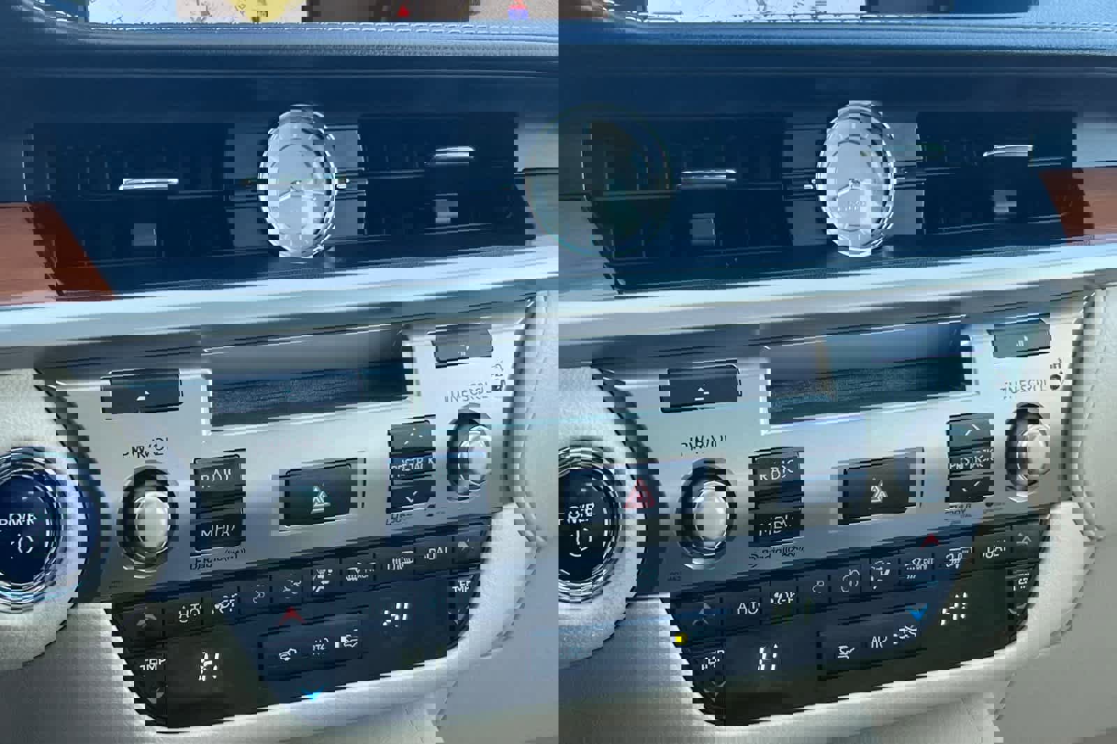 Used 2014 Lexus ES 300h image 22