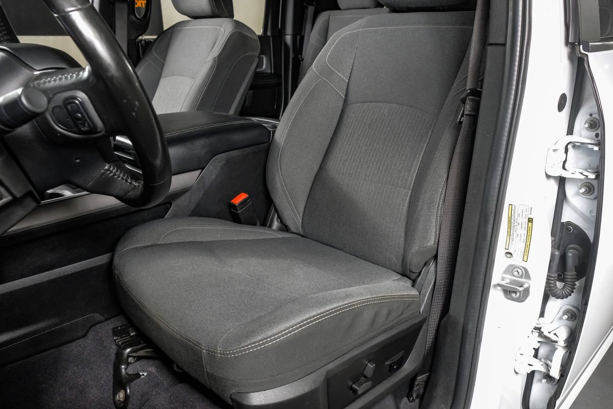 Used 2022 RAM 3500 Big Horn w/ Level B Equipment Group AWD/4WD image 29
