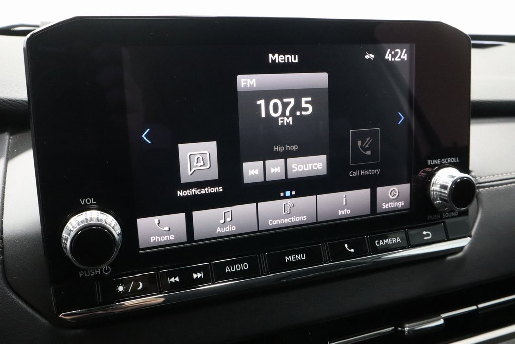 Used 2023 Mitsubishi Outlander ES image 2