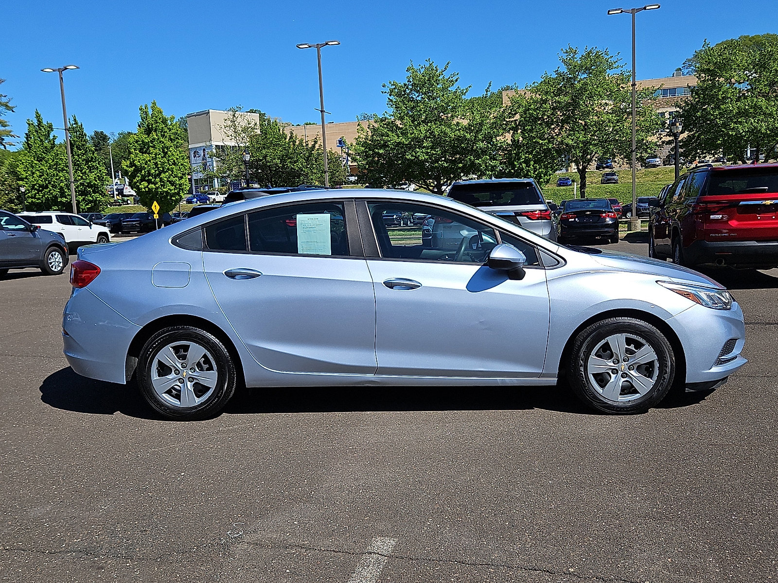 Used 2017 Chevrolet Cruze LS FWD image 7