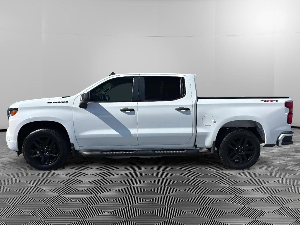 Used 2022 Chevrolet Silverado 1500 Custom w/ Rally Edition AWD/4WD image 5