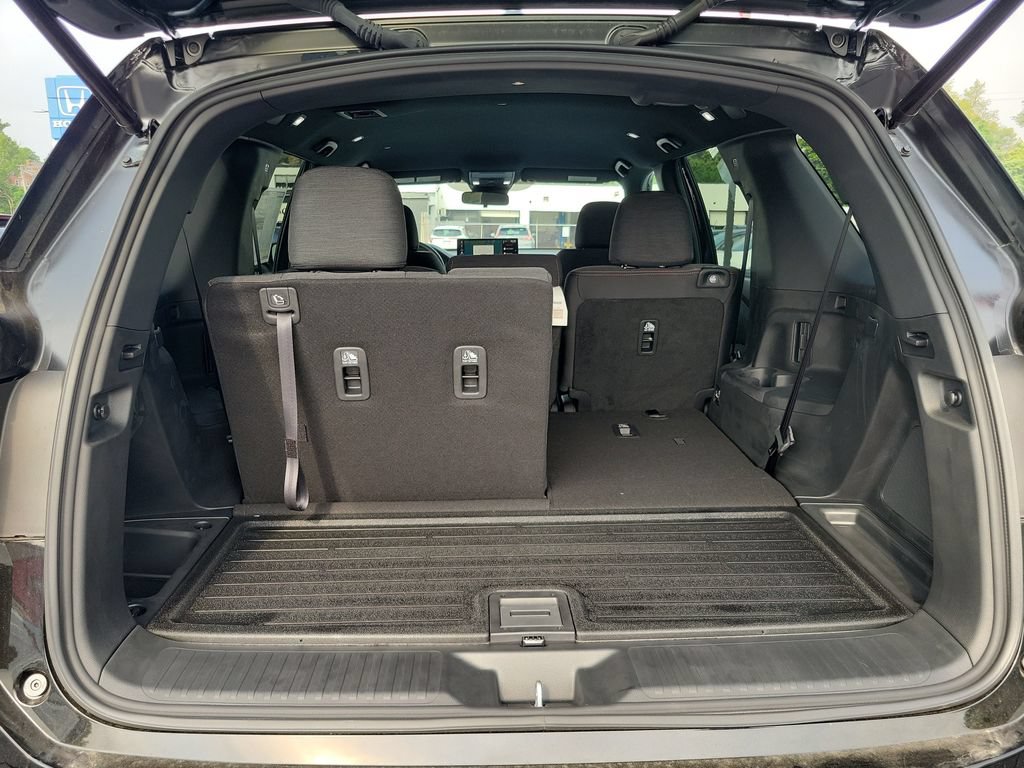 New 2026 Honda Pilot Sport image 29