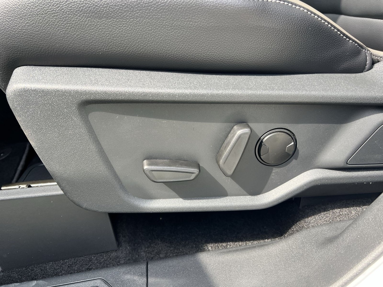 New 2026 Ford Bronco Outer Banks AWD/4WD image 14