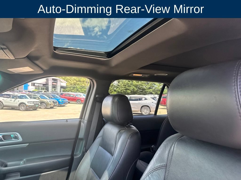 Used 2015 Ford Explorer XLT w/ Equipment Group 202B AWD/4WD image 17