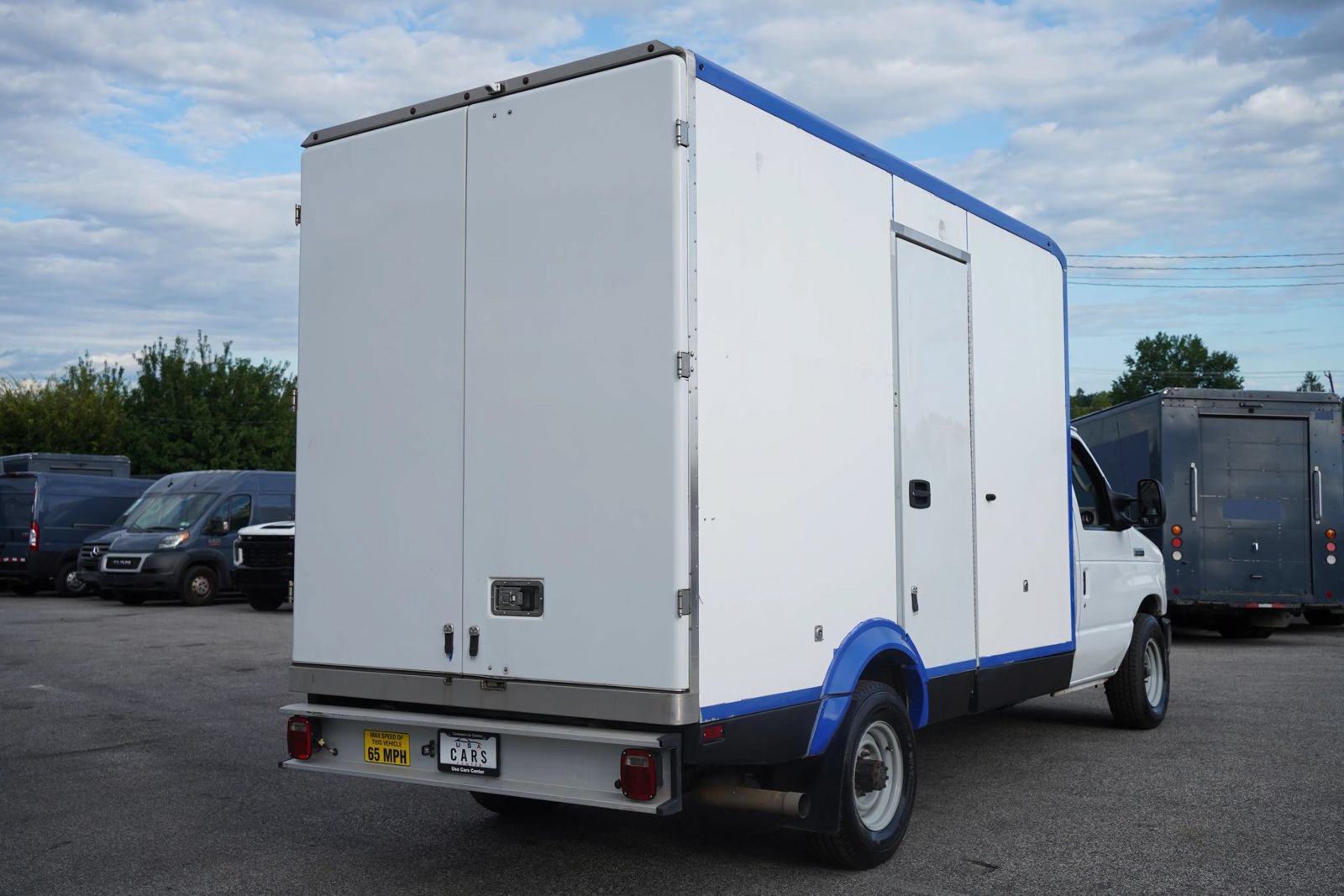 Used 2023 Ford E-350 and Econoline 350 Super Duty w/ Power Windows & Locks Group RWD image 9