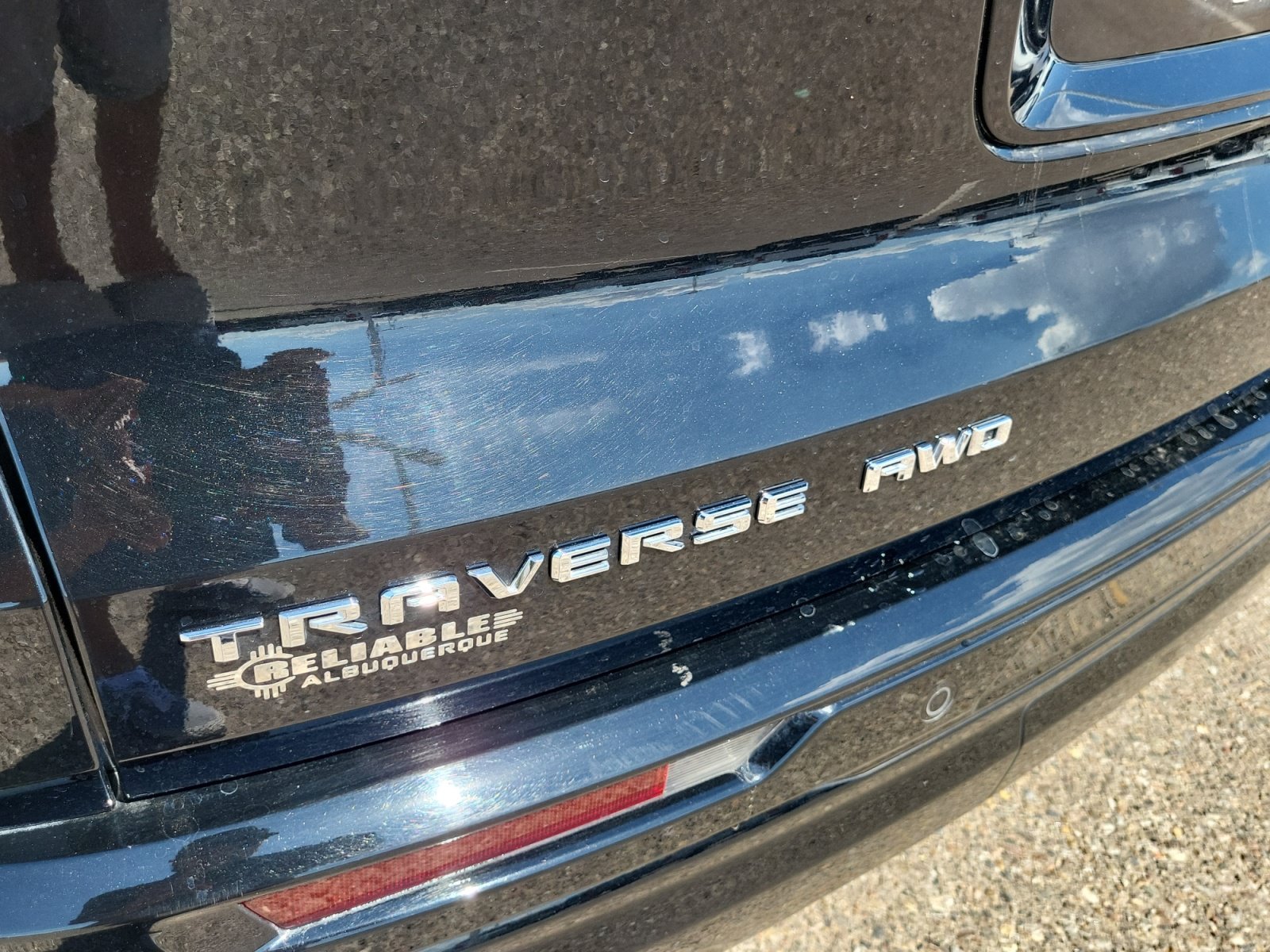 Used 2025 Chevrolet Traverse High Country AWD/4WD image 22