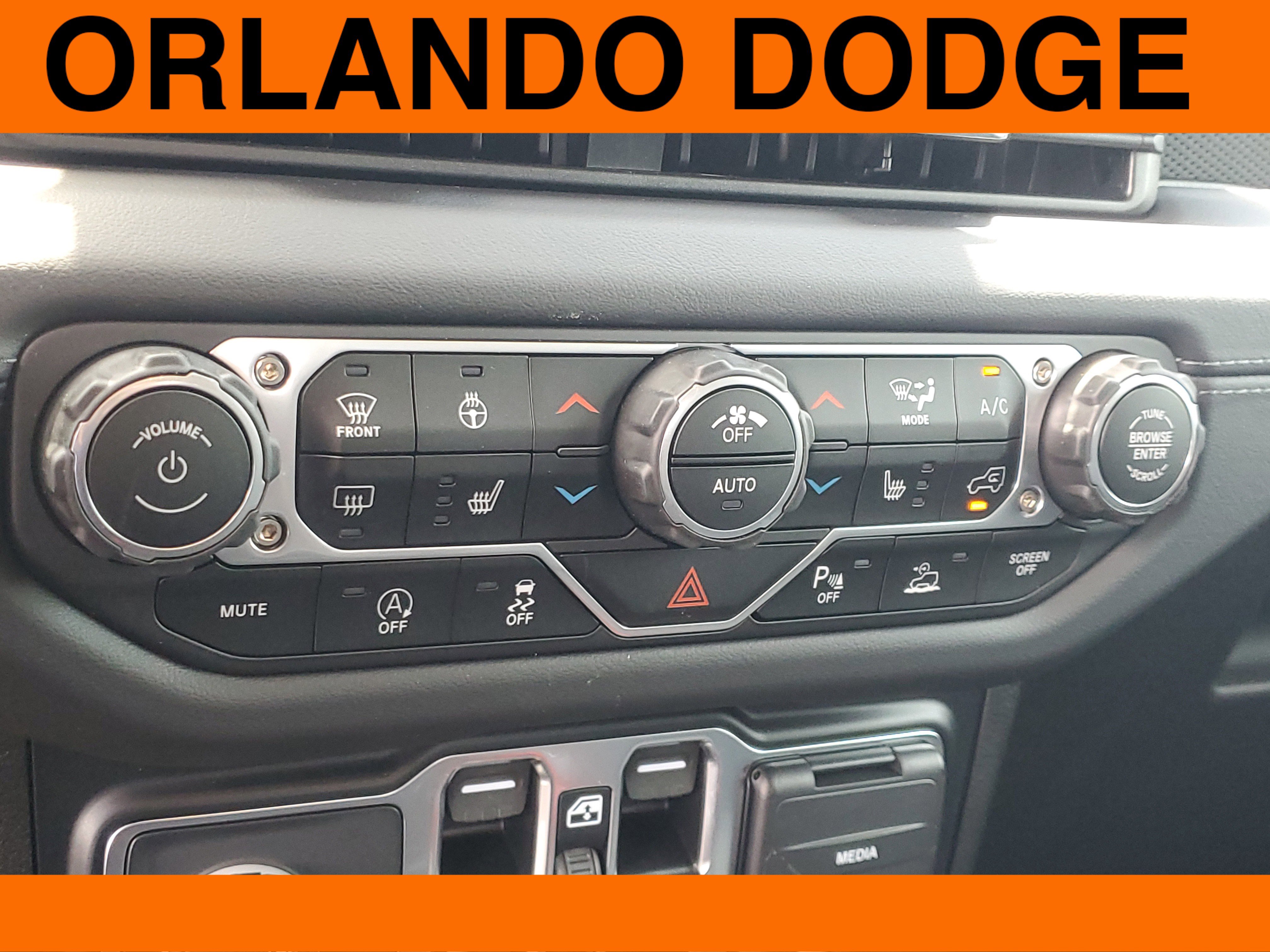 New 2025 Jeep Gladiator Rubicon w/ Safety Group image 18