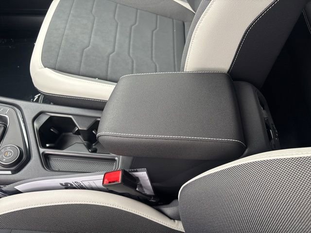 New 2026 Volkswagen Taos SE image 29