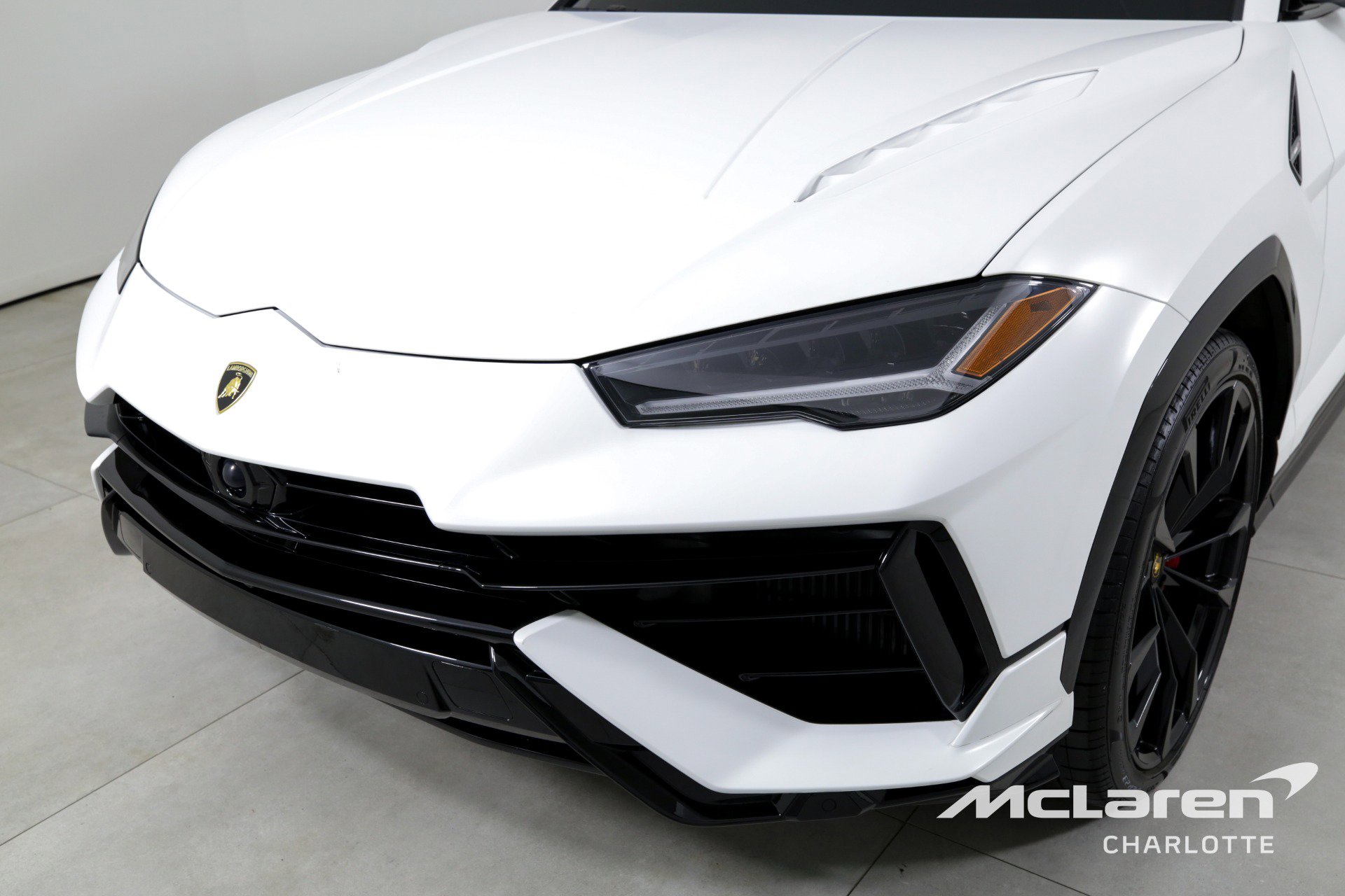 Used 2023 Lamborghini Urus S image 37