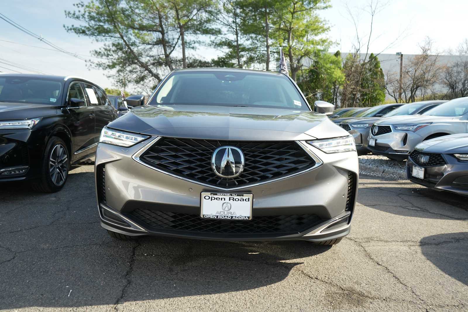 Certified 2026 Acura MDX SH-AWD w/ Technology Package image 5