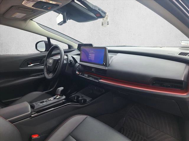 Used 2024 Toyota Prius Prime FWD image 18