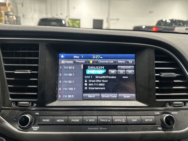 Used 2018 Hyundai Elantra Value Edition FWD image 16