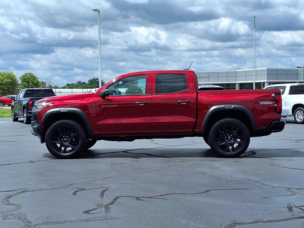 Used 2023 Chevrolet Colorado Trail Boss w/ Advanced Trailering Package AWD/4WD image 2
