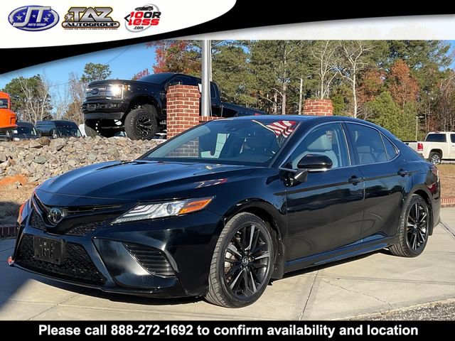 Used 2019 Toyota Camry XSE image 3