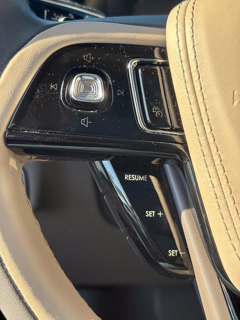 Used 2023 Lincoln Aviator Reserve w/ Equipment Group 201A AWD/4WD image 25