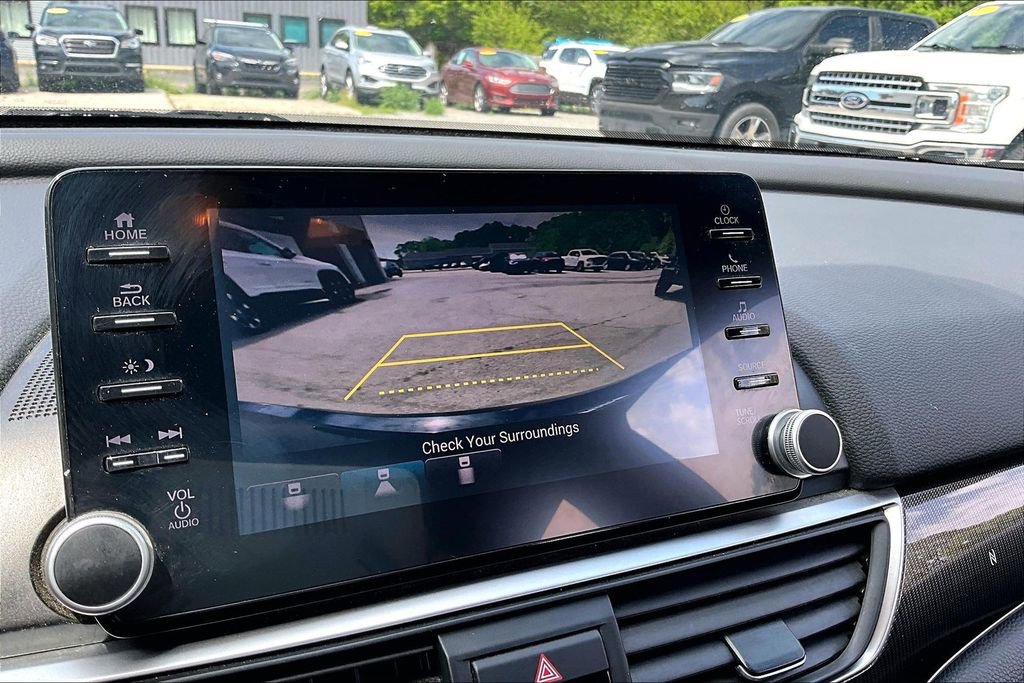 Used 2018 Honda Accord Sport image 13