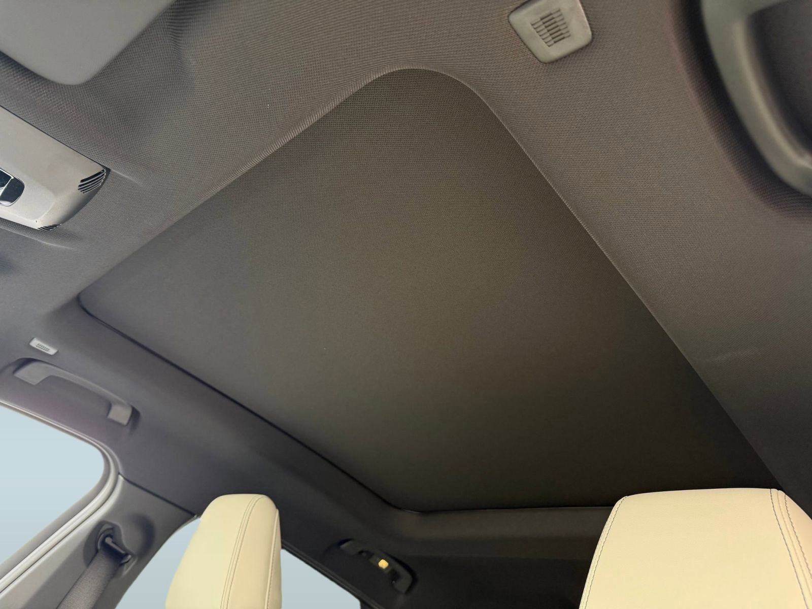 New 2026 BMW X2 xDrive28i w/ M Sport Package image 22