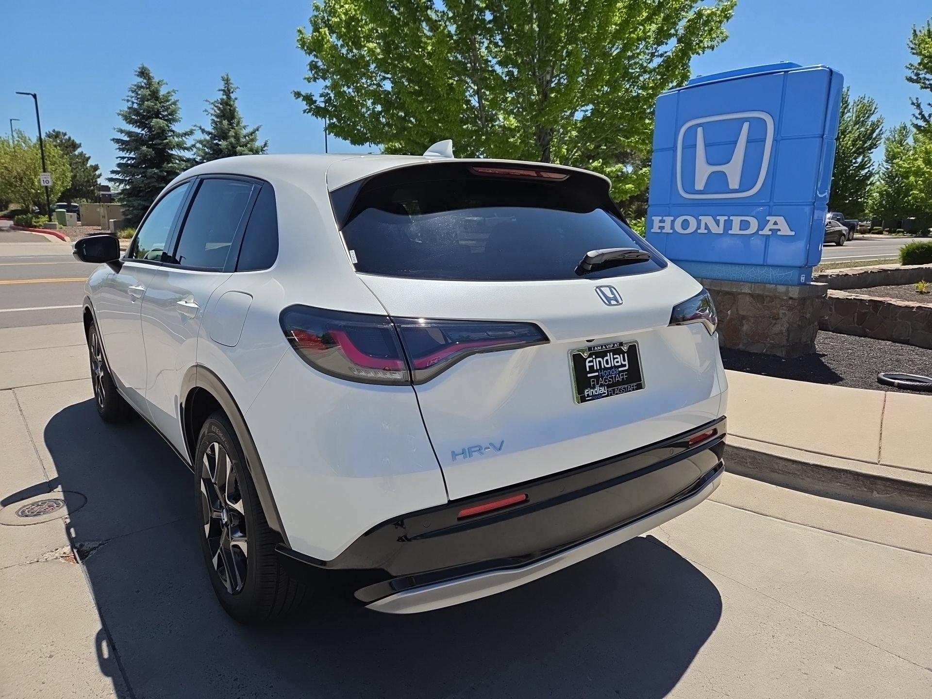 New 2027 Honda HR-V EX-L image 6